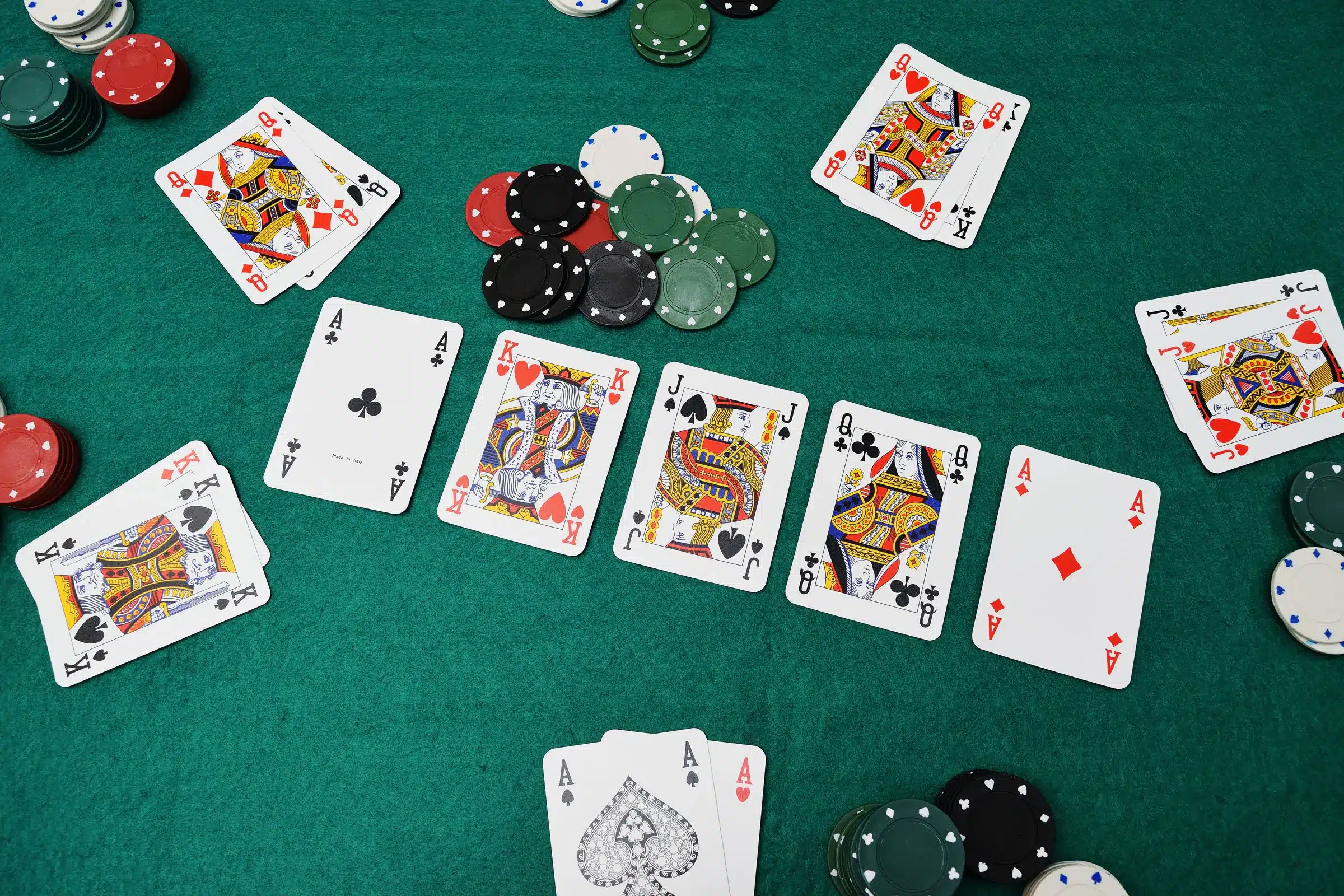 Chiến Lược Chơi Poker Hiệu Quả